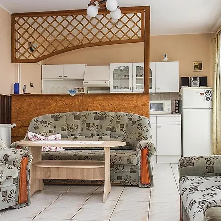 Amazing In W/ 3 Bedrooms Nyaraló